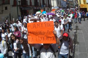 MARCHA ESTUDIANTIL