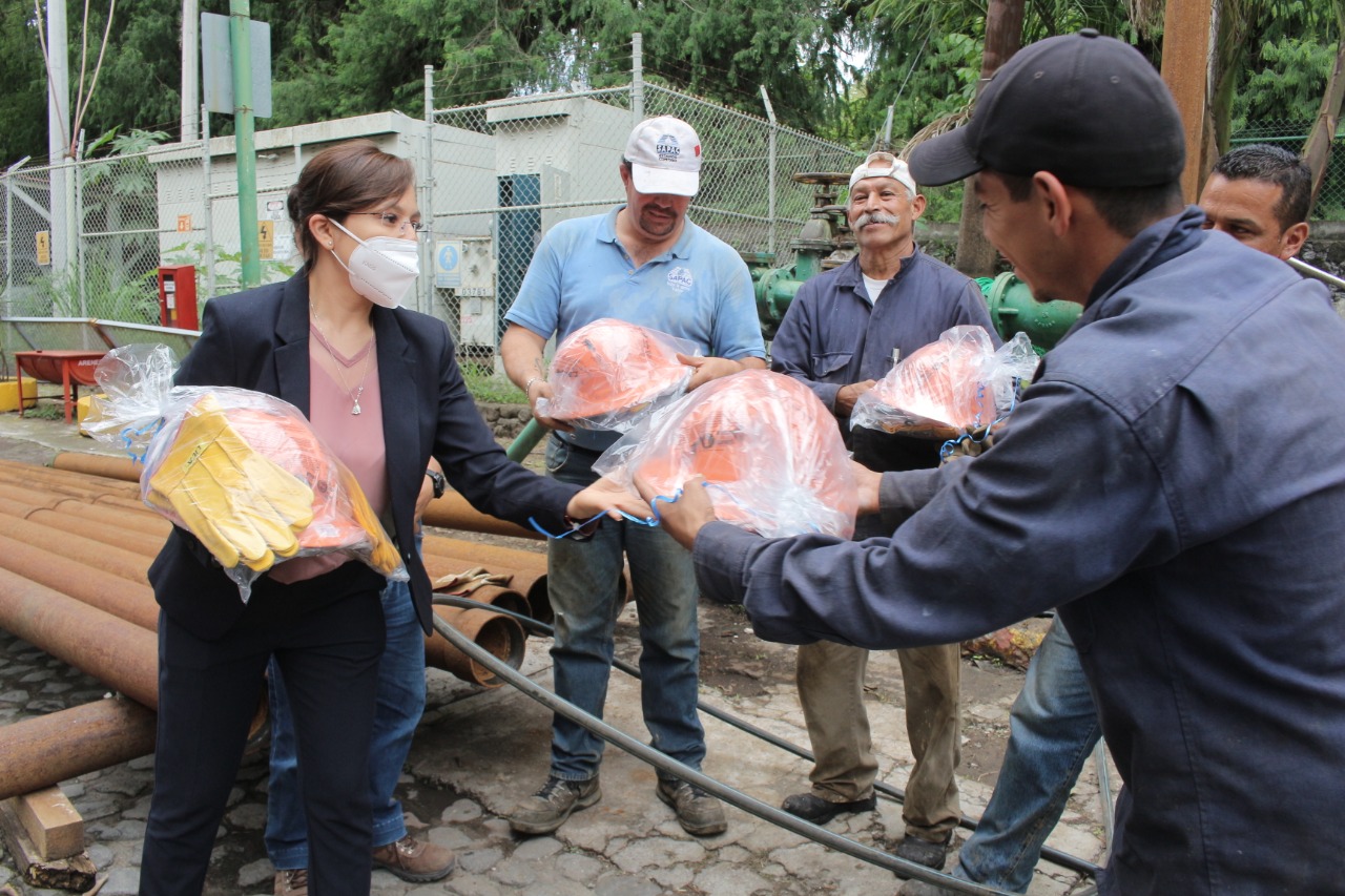 Entrega SAPAC herramientas y equipo de protección a trabajadores ...