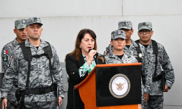 Asiste Margarita a toma de posesión de nuevo coordinador estatal de GN