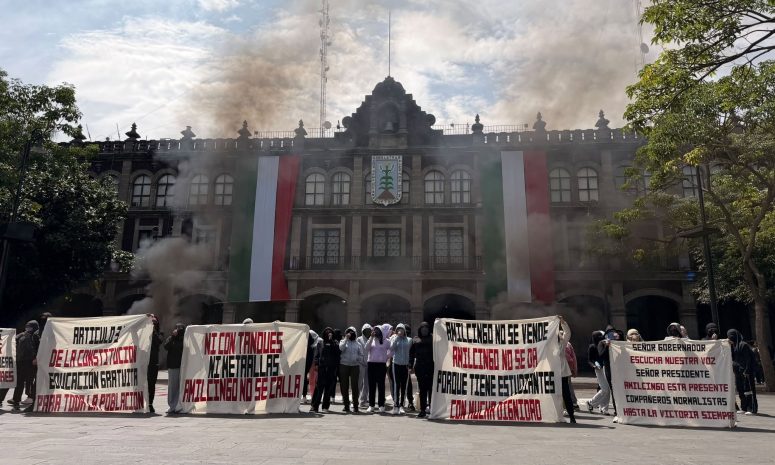 Cuestiona Gobierno protestas tras acuerdos con normalistas de Amilcingo
