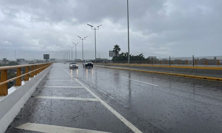 Mantienen huracán Simón y Rachel lluvias en Morelos