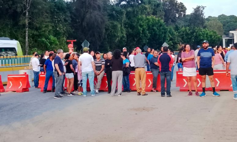 Liberan la México-Cuernavaca tras bloqueo por falta de agua